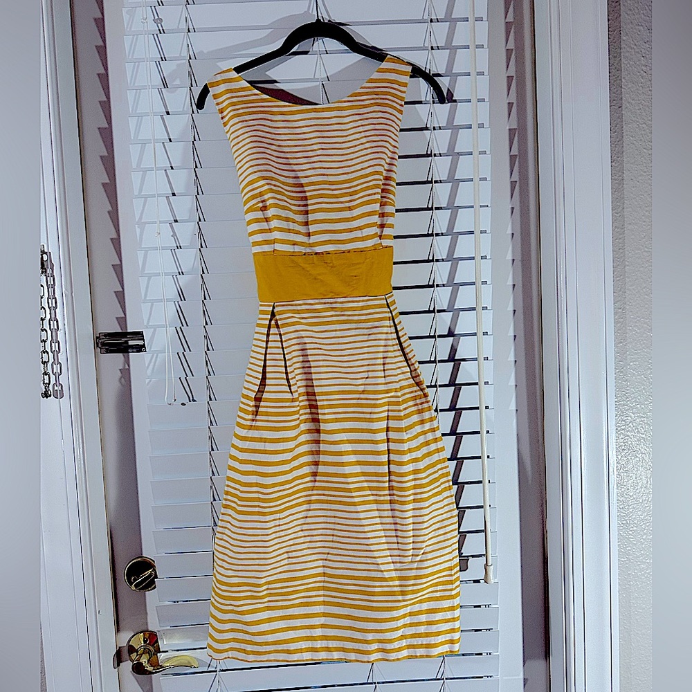 Gorgeous Yellow $ White Summer Fit & Flare Dress